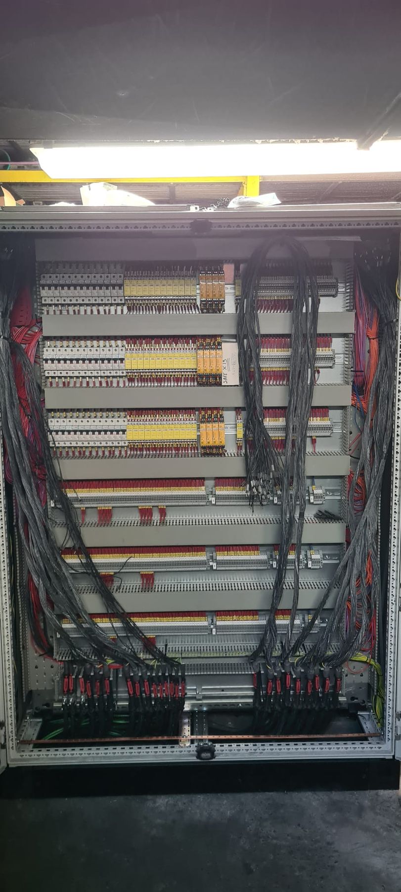 Industriële automatisering: klemmen- en besturingskasten – foto 3